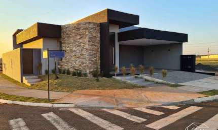 Casa com 3 quartos à venda no Residencial Villa de Leon, Piratininga 
