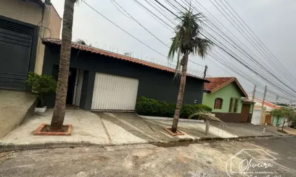 Casa com 3 quartos à venda no Jardim Vânia Maria, Bauru 