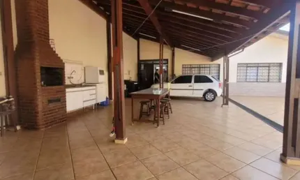 Casa com 3 quartos à venda na Vila Souto, Bauru 