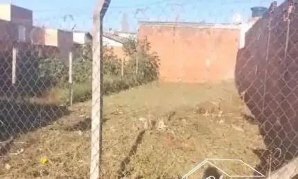 Terreno à venda no Conjunto Habitacional Moradas do Buriti, Bauru 