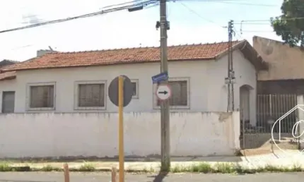 Casa com 3 quartos para alugar na Vila Souto, Bauru 