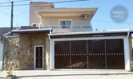 Casa com 3 dormitórios à venda, 242 m² por R$ 690.000,00 - Parque Residencial Potiguara - Itu/SP