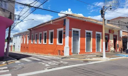 Sala comercial para alugar na Praça da Independência, Centro, Itu