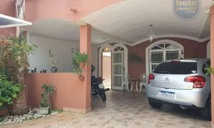 Casa com 3 quartos à venda no São Luiz, Itu 