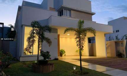 Casa em Condomínio para Venda em Cuiabá, Jardim Itália, 4 dormitórios, 4 suítes, 6 banheiros, 4 vagas
