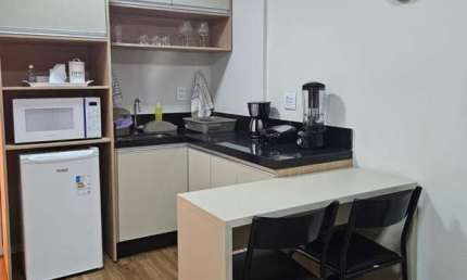 Flat para Locação em Cuiabá, Duque de Caxias, 1 dormitório, 1 suíte, 1 banheiro, 1 vaga