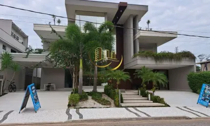 Imóvel de luxo na Riviera - Casa à venda em Bertioga-SP com 7 quartos, 7 suítes e 1.100m² de área
