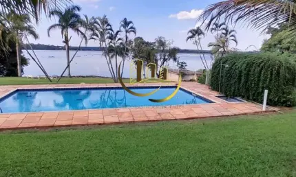 Chácara de luxo à venda em Americana-SP, bairro Fazendinha: 3 quartos, 1 suíte, 3 salas, 3 banheiros, 8 vagas, 335,50 m².