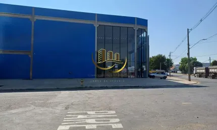Salão Comercial de Alto Padrão para Locação em Americana-SP, Bairro Loteamento Industrial Nossa Senhora de Fátima - 421m², 4 Banheiros, 4 Vagas.