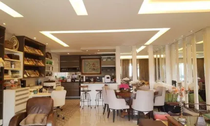 Oportunidade , apartamento com vista privilegiada, venda 110 metros com 3 quartos sendo 1 suíte.