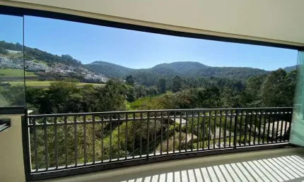 lindo Apartamento para venda tem 139 metros quadrados com 3 suites com closet.