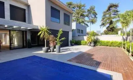 Linda e imponente casa de condomínio para venda residencial 2 com 4 suítes .