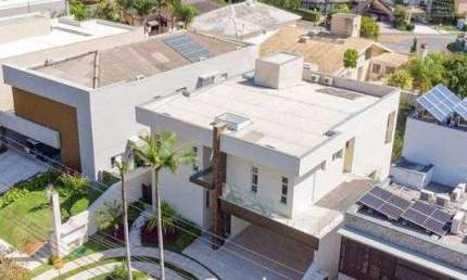 Maravilhosa e imponente casa com 5 suítes para venda Residencial 1 alphaville.