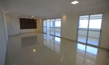 Lindissimo apartamento para venda tem 185 metros quadrados com 3 suites e 3 vagas .