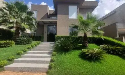 Oportunidade. linda MANSÃO com 614 mts de terreno 3 amplas suítes sendo 1 com clouset e hidro .
