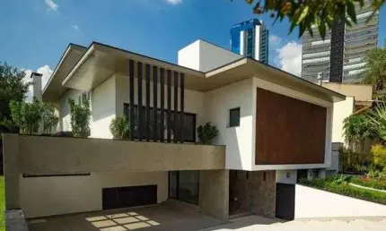 Maravilhosa casa residencial 2 ótima localização. 595 metros. leia a descrição abaixo: