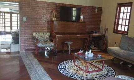 Casa Residencial Alphaville 4 para venda possui 300 metros quadrados com 2 quartos