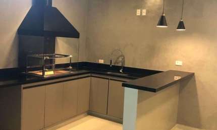 Lindissima casa de condomínio no tambore . 3 dorm.sendo 1 suíte. MODERNA E REFORMADA.