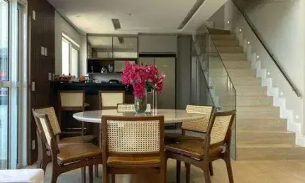 Oportunidade Apartamento para venda com 137 metros sendo 3 suites .