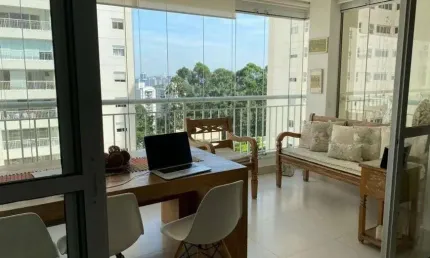 lindo Apartamento para venda possui 133 metros quadrados com 3 quartos sendo 1 suíte.