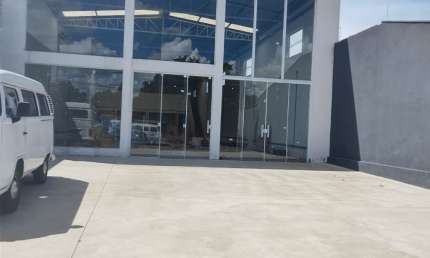 Barracão / Galpão / Depósito para alugar na Avenida Milton Aparecido de Oliveira, Jardim Santa Eliza, Botucatu