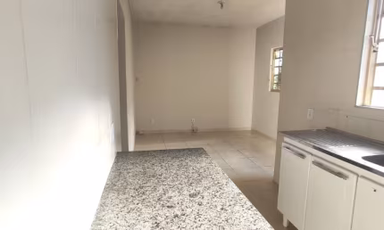 Casa com 2 quartos à venda no Jardim Itamarati, Botucatu 