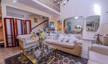 Casa para Locação em Santana de Parnaíba, Aldeia da Serra, 4 dormitórios, 2 suítes, 4 banheiros, 4 vagas