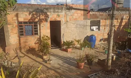 Casa para Venda em Contagem, Vila Renascer, 2 dormitórios, 1 banheiro