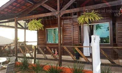 Casa para Venda em Contagem, Solar do Madeira, 3 dormitórios, 1 suíte, 2 banheiros, 4 vagas
