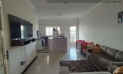 Casa para Venda em Esmeraldas, Novo Retiro, 3 dormitórios, 1 suíte, 2 banheiros, 3 vagas