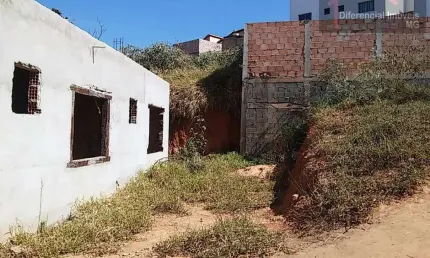 Casa para Venda em Esmeraldas, Monte Sinai, 3 dormitórios, 1 suíte, 2 banheiros