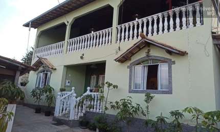 Casa para Venda em Contagem, Retiro, 4 dormitórios, 2 suítes, 3 banheiros, 5 vagas