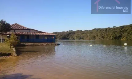 Chácara Condomínio para Venda em Contagem, Cond. Nosso Rancho, 3 dormitórios, 1 suíte, 2 banheiros, 4 vagas