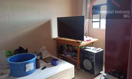 Casa para Venda em Contagem, Ipe amarelo, 3 dormitórios, 1 banheiro, 1 vaga
