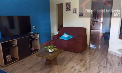 Casa para Venda em Esmeraldas, Novo Retiro, 3 dormitórios, 1 suíte, 2 banheiros, 3 vagas