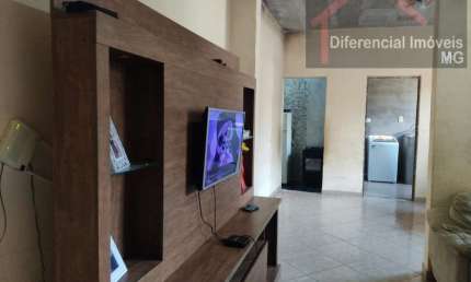 Casa para Venda em Contagem, Nova Contagem, 2 dormitórios, 1 banheiro, 2 vagas