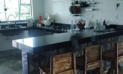 Chácara para Venda em Contagem, San Remo, 2 dormitórios, 1 banheiro, 3 vagas