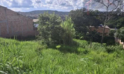 Terreno à venda no Icaivera, Contagem 