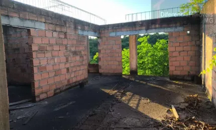 Casa para Venda em Contagem, colonial, 3 dormitórios, 1 suíte, 4 banheiros, 5 vagas