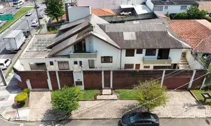 Casa à venda com 6 quartos no Jardim Botânico em Curitiba