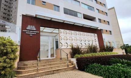 Apartamento à venda com 3 quartos sendo uma suíte no Cristo Rei em Curitiba