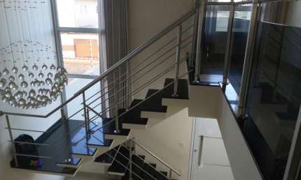 Casa para Venda em Campinas, Residencial Cittá di Salerno, 3 dormitórios, 1 suíte, 3 banheiros, 2 vagas