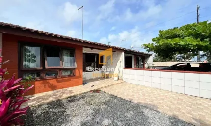Casa com 3 quartos à venda na Praia de Leste, Pontal do Paraná 