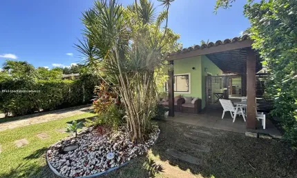 Casa em Condomínio para Locação em Lauro de Freitas, Buraquinho, 3 dormitórios, 1 suíte, 2 banheiros, 3 vagas