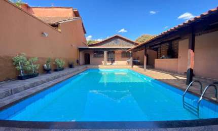 Casa com 4 quartos à venda na Rua Antônio Orlindo de Castro, São João Batista, Belo Horizonte, 331 m2 por R$ 1.000.000