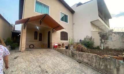 Casa com 3 quartos à venda na Rua José Augusto Silva, Céu Azul, Belo Horizonte, 488 m2 por R$ 480.000