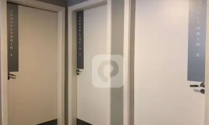 Prédio com 6 salas à venda na Avenida Olegário Maciel, Barra da Tijuca, Rio de Janeiro