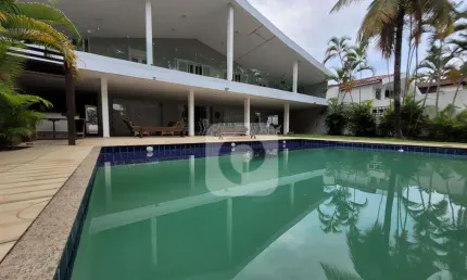 Casa em condomínio fechado com 5 quartos à venda na Rua Desembargador Roberto Medeiros, Barra da Tijuca, Rio de Janeiro