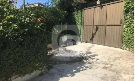 Excelente casa , 6 suites,  piscina, churrasqueira, vista Cristo, sol o  dia inteiro...