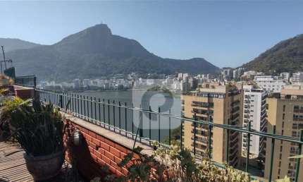 Cobertura Duplex Espetacular na  Lagoa - com VISTA DESLUMBRANTE